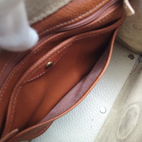 Dooney & Bourke Ivory Leather Flap Closure Crossbody Bag - VTG -Made in USA - Picture 13 of 16